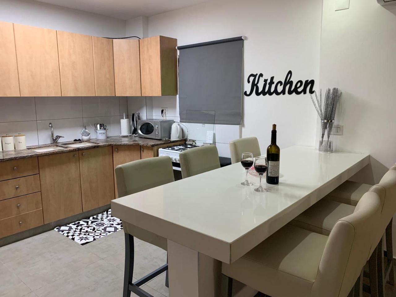 Spat Apartments Bat Yam Esterno foto