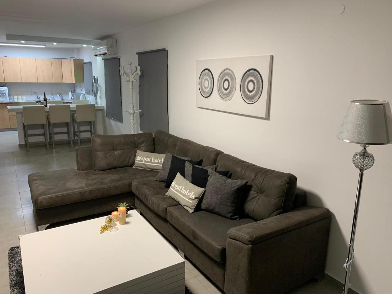 Spat Apartments Bat Yam Esterno foto