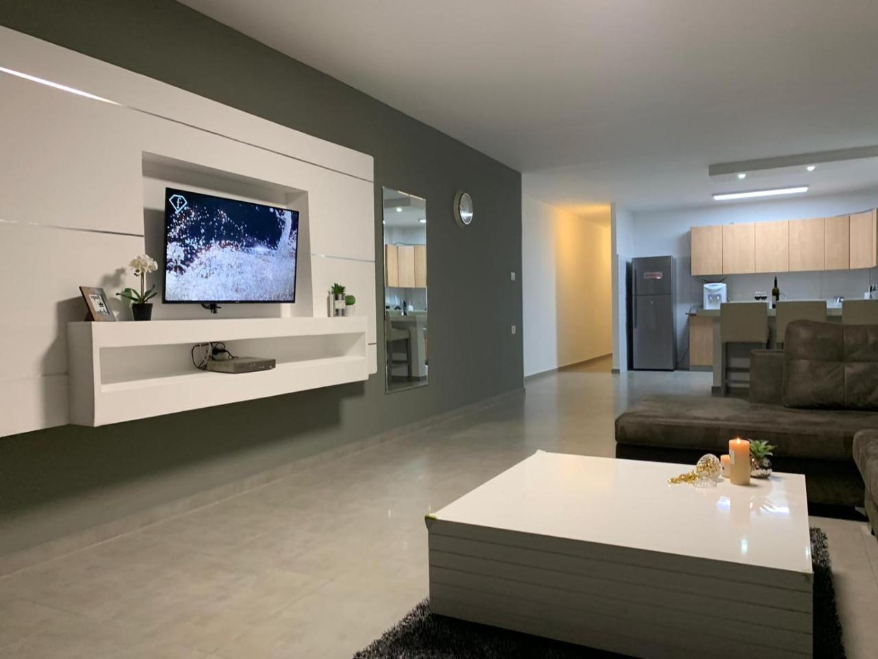 Spat Apartments Bat Yam Esterno foto