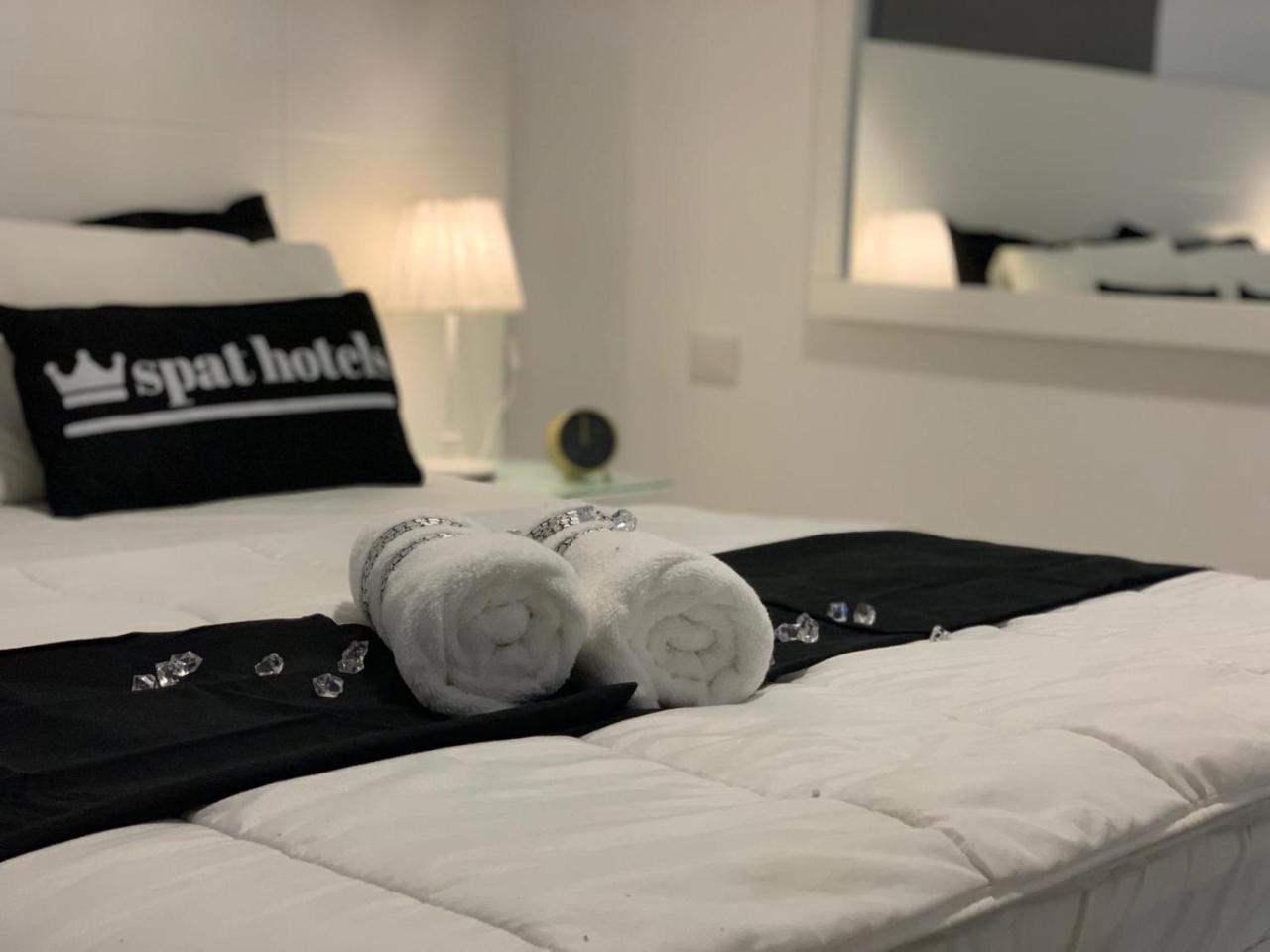 Spat Apartments Bat Yam Esterno foto