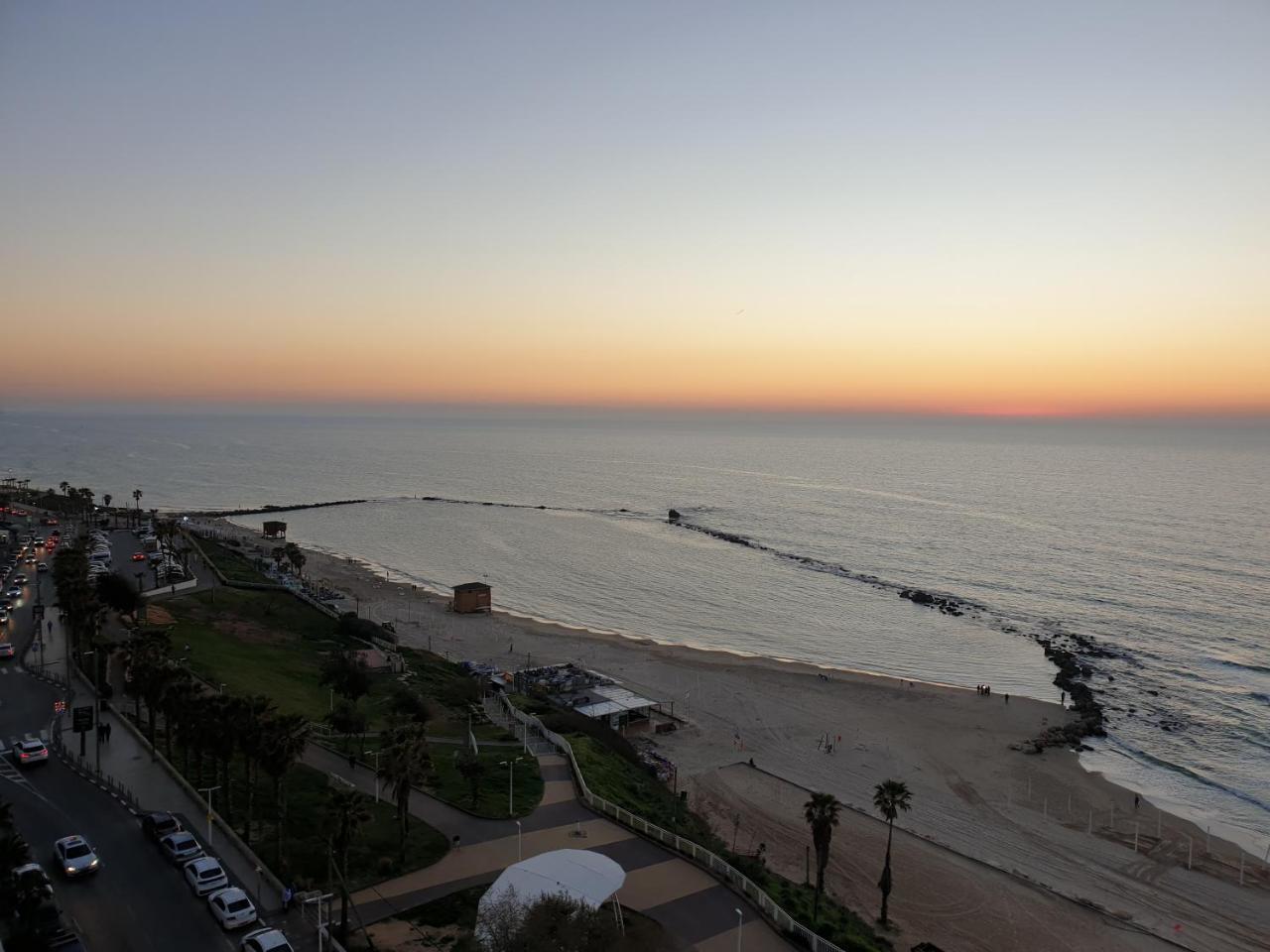 Spat Apartments Bat Yam Esterno foto